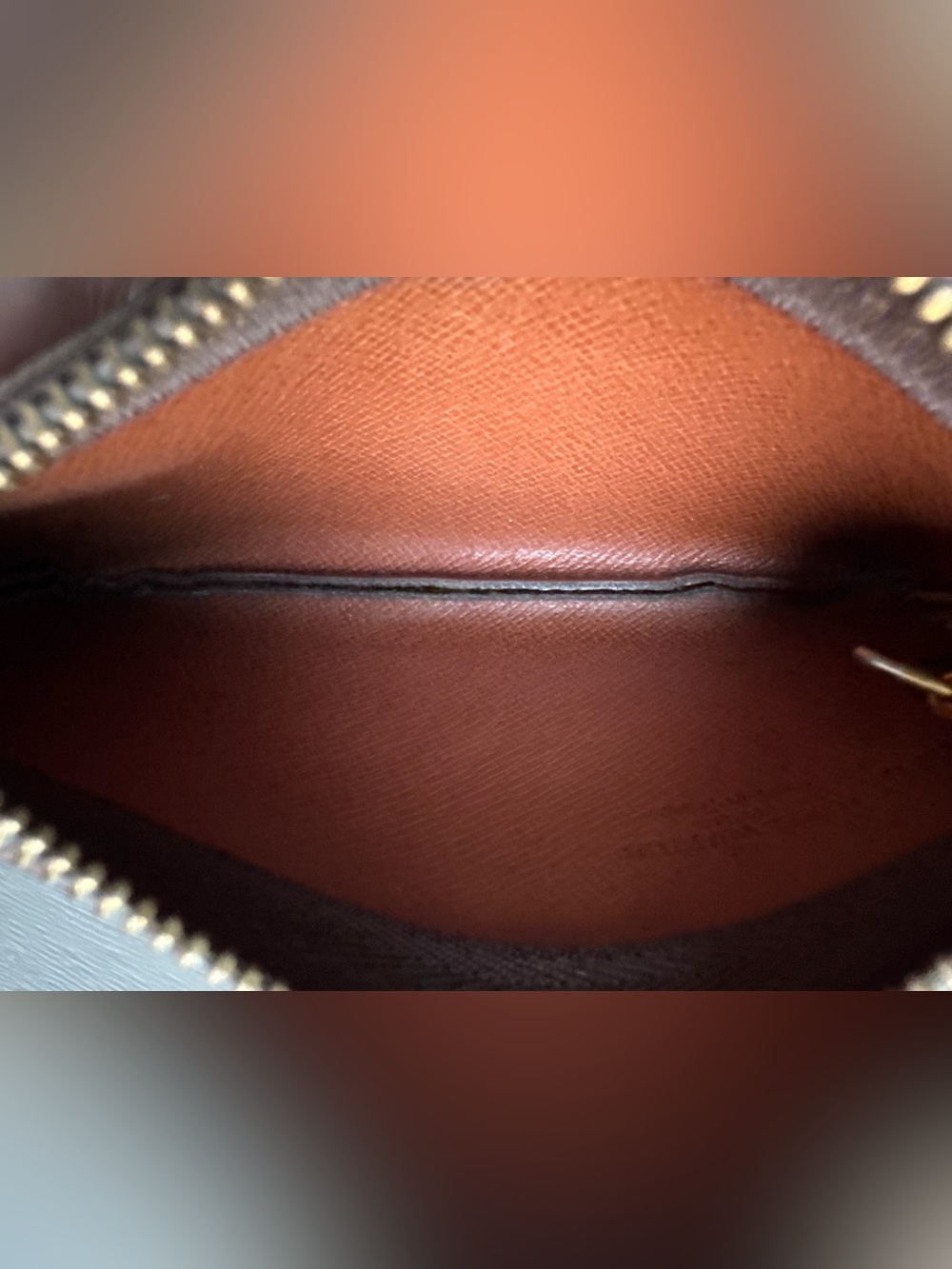 Louis Vuitton Key Pouch Monogram Canvas - LOWER PRICE! - Picture 11 of 12
